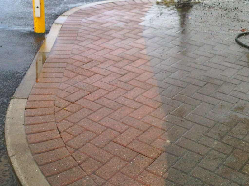Pressure-Washing